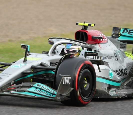 Wolff Praises Hamilton Mentality after Tough 2022 Campaign with Unpredictable W13